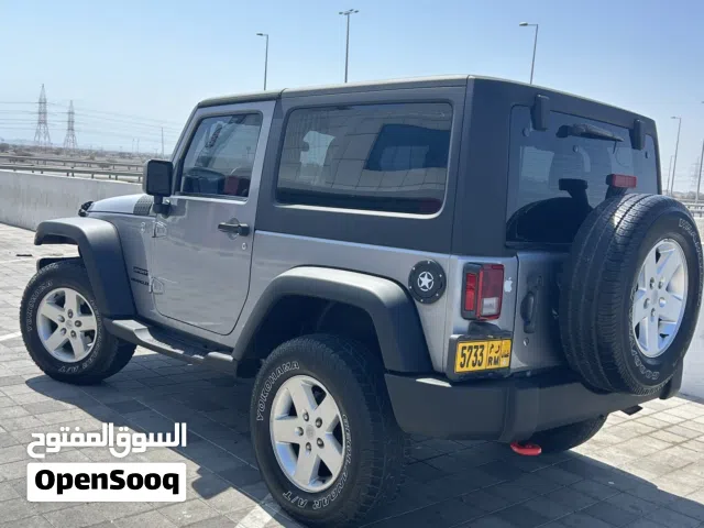 جيب رانجلر موديل 2015 نظيف جداً جداً