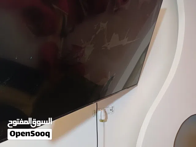 شاشة 55 مكسورة