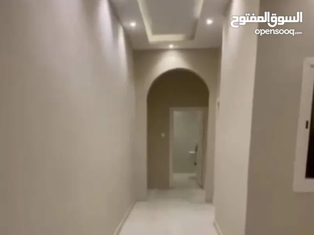 200 m2 2 Bedrooms Apartments for Rent in Al Riyadh An Nafal