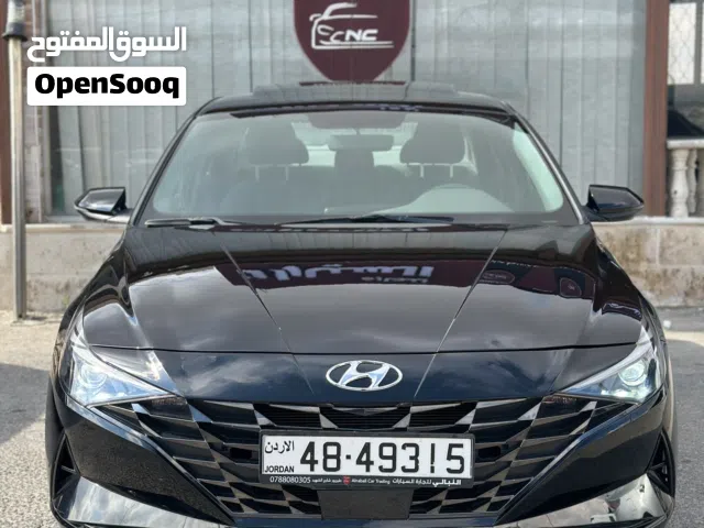 2021 Hyundai Elantra Standard