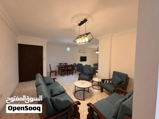 شقه مفروشه للايجار السنوي في الدوار السابع