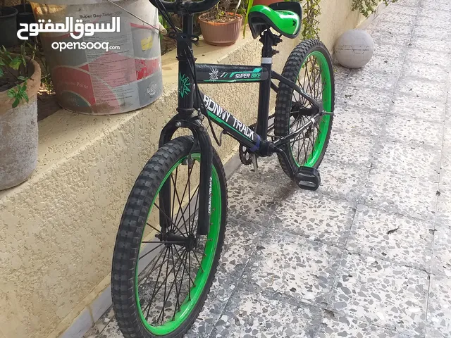 دراجة رقم 20 مستعملة نظيفة زي ما في الصورة تبي لحام في الجهة الخلفية المكان طرابلس