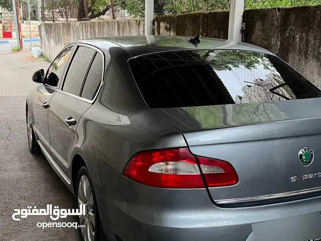 Skoda Superb 2011