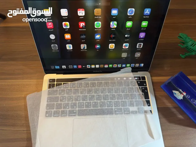  • MacBook Pro M1 • حجم الشاشة: 13 إنش • الرام: 8 GB • التخزين: 512 GB (مو 256)