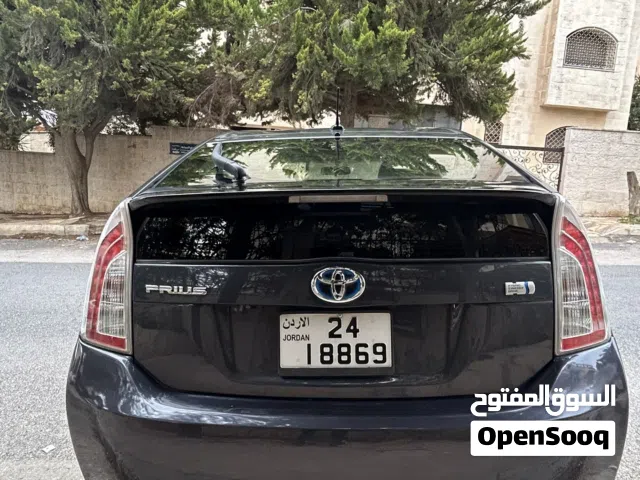 2015 تويوتا بريوس Eco