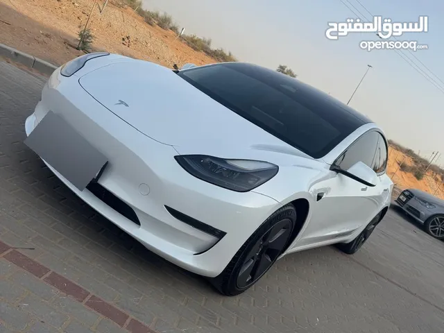 Tesla model 3 Gcc long range original paint only 60k km