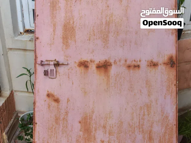 باب حديد مستعمل للبيع