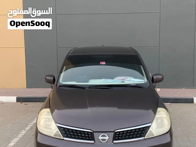 2008 نيسان تيدا