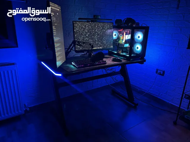 Black Gaming Desk - طاولة جيمنج اسود