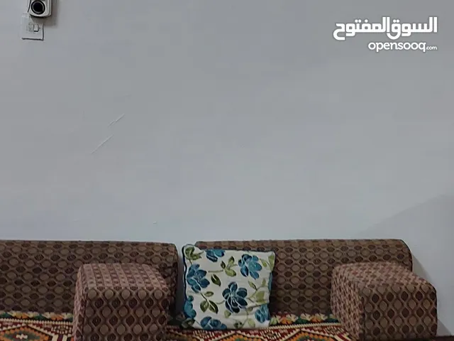 مطلوب شاب علي خلق للمشاركه بالسكن