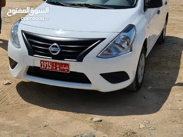 Sedan Nissan in Muscat