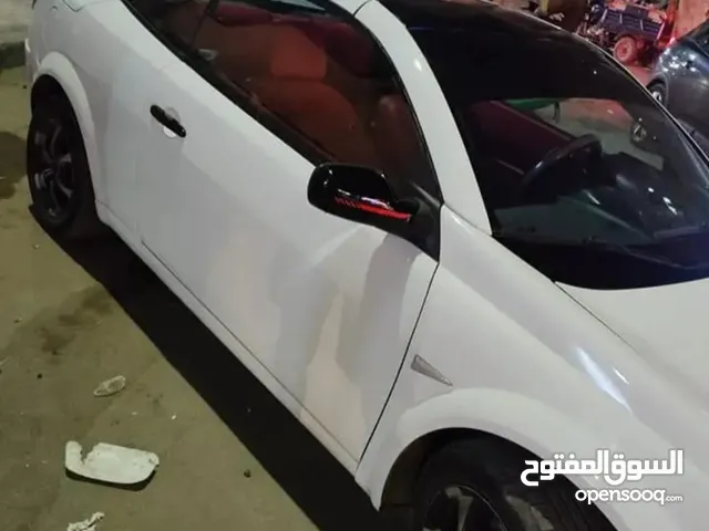 رينو ميجان كابورلية 2005 للبيع