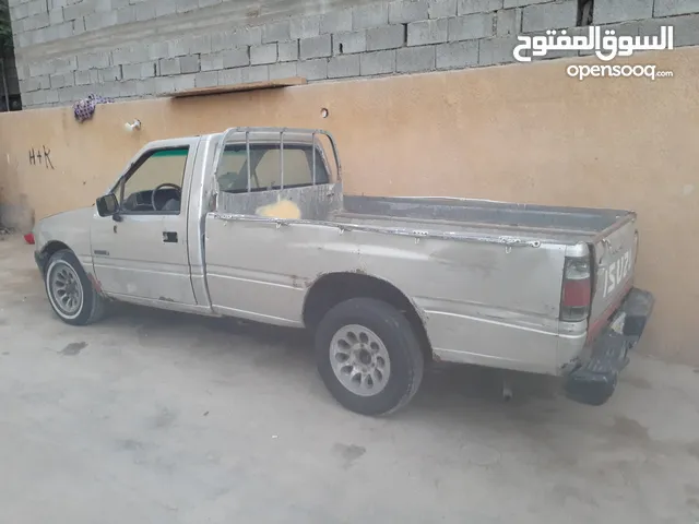بيك اب حمل تك قماره ازوزه ياباني بدي طويل للبيع