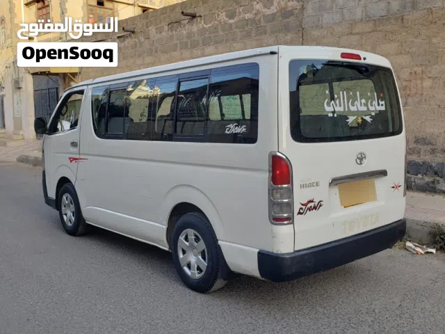 2011 Toyota Hiace Ultra