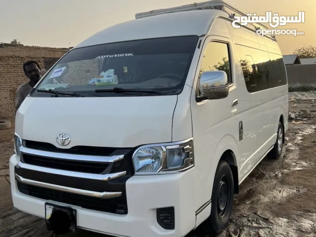 Used Toyota Hiace in River Nile