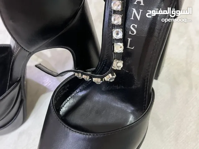 Black With Heels in Al Madinah