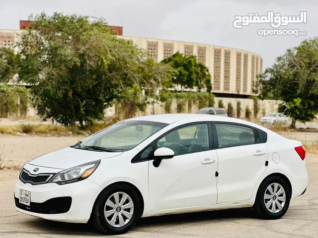 Kia Rio 2013 in Tripoli