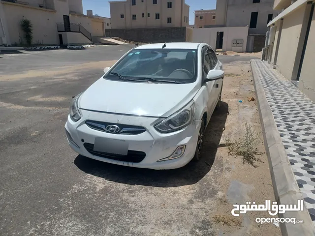 ahyundai Accent
