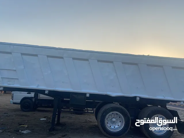 Tractor Unit Other 2018 in Al Jahra