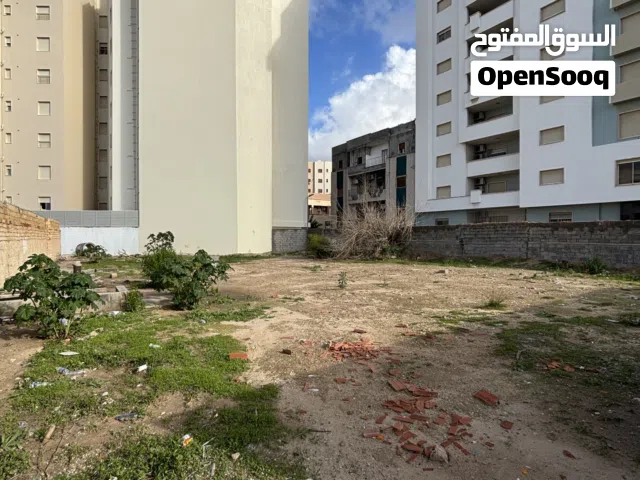 ارض للبيع تجاريه في زاويه الدهماني بجانب محطه البنزين واجهتين قطران مساحه 340متر