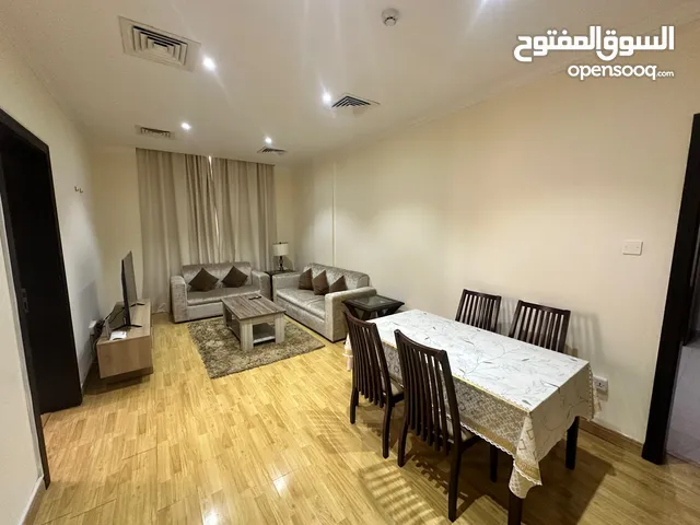 Fully Furnished 2BHK in Juffair with Open Kitchen, Parking, WiFi, Security & Maintenance –