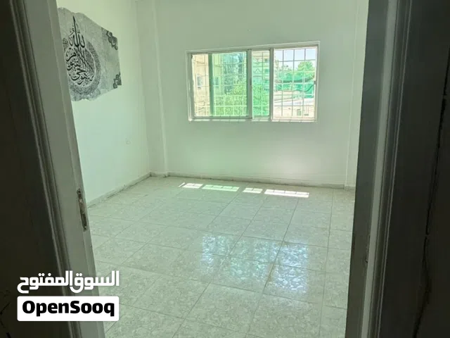 110 m2 4 Bedrooms Apartments for Rent in Zarqa Al Zawahra