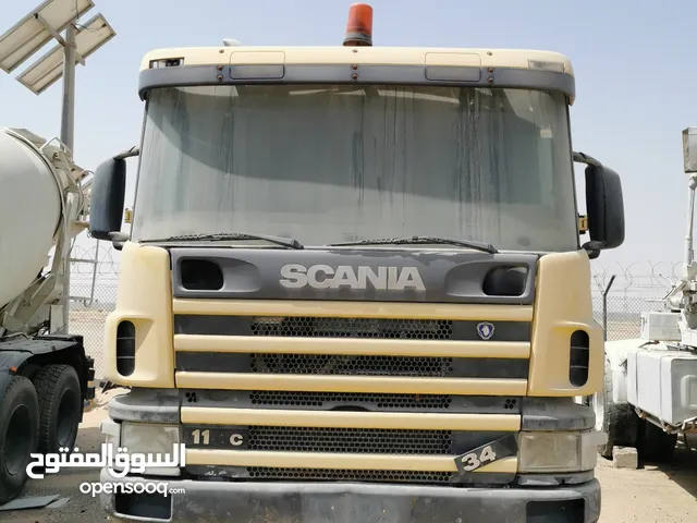 Tractor Unit Scania 2001 in Abu Dhabi
