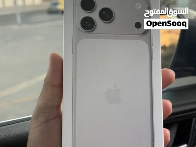 Apple iPhone 17 Pro Max 256 GB in Muscat