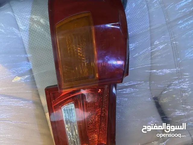ليتات خلفيه لكزس is 2007