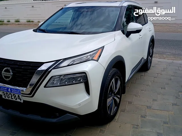 Nissan  روج  SL 2021 فول اوبشن بانوراما فتحة بيج داخل