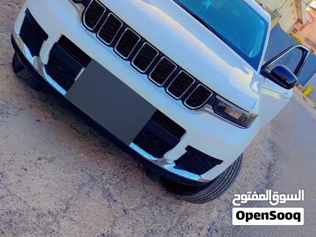 Used Jeep Grand Cherokee L in Basra
