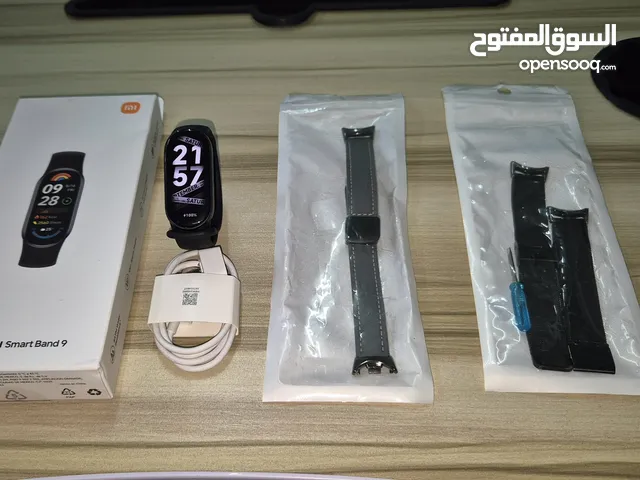 Xiaomi Smart Band 9 (Global Version) with two extra straps ساعة شومي مي بند 9 مع حزامين إضافيين