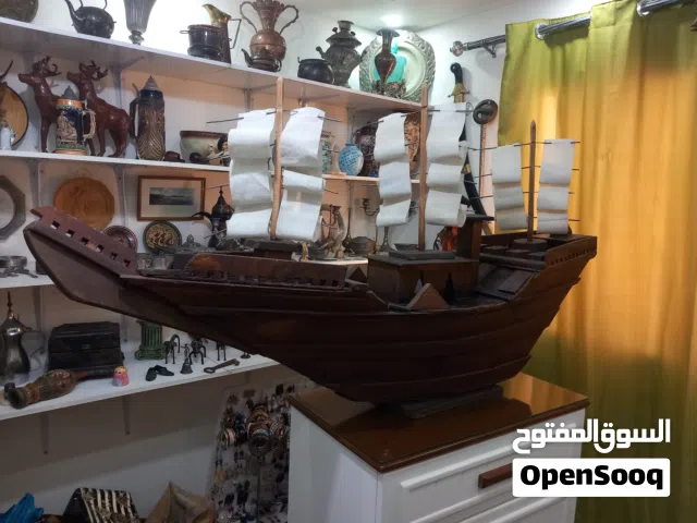 سفينة ضخمة جدا مقاس متر و55سم تصلح للقصور والفلل والمكاتب الكبيرة