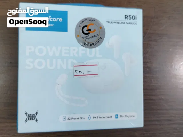 سماعات Earbuds Soundcore بحالة ممتازة