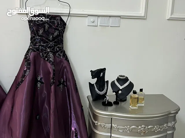 فستان ملبوس مرة وحده فقط موقع الشراء السعوديه