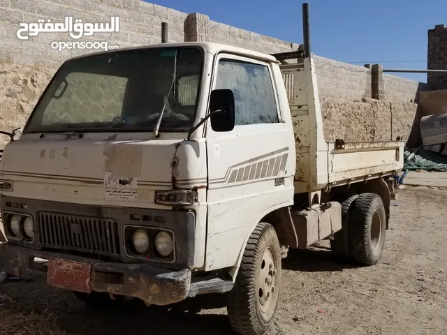 قلاب ديهاتسو بسعر رخيص