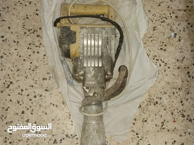 هيلتي و غطاس بحالة ممتازة