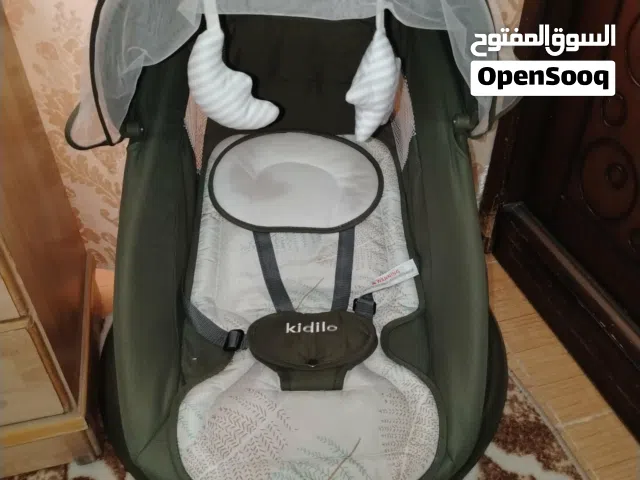 هزاز كهربائي للبيع جديد غير مستعمل نهائي مع الكرتونة والريمونت بشبك بلوتوث  وخاصية تعدد السرعات