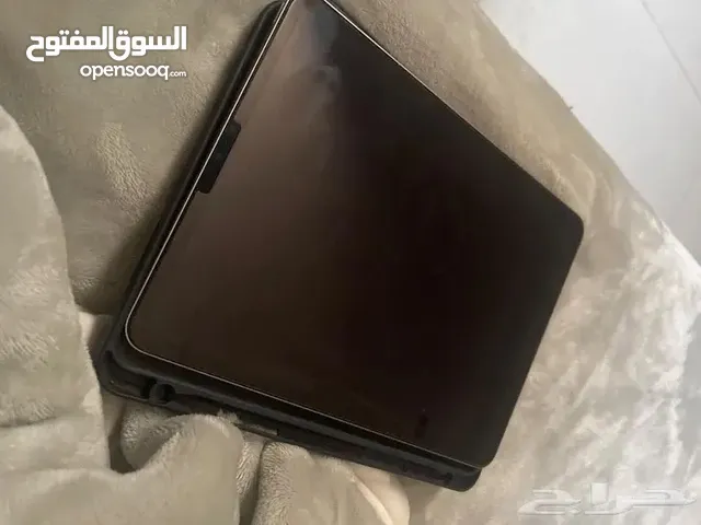 Apple iPad pro 5 256 GB in Jeddah