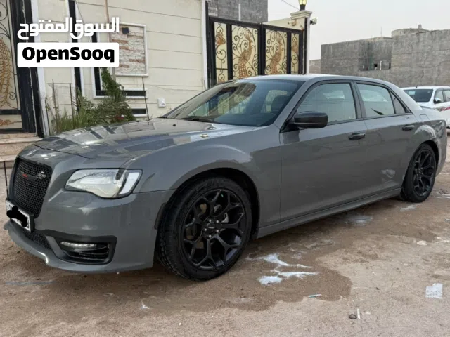 Used Chrysler 300 in Basra