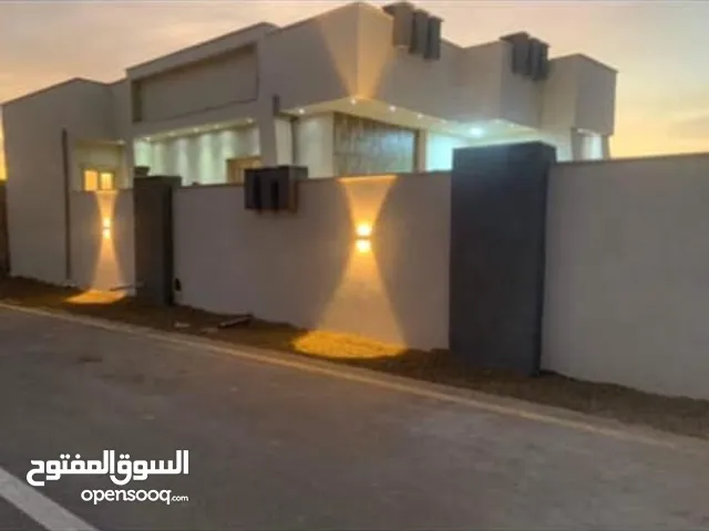 200 m2 More than 6 bedrooms Townhouse for Sale in Tripoli Tajura