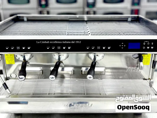 ماكينة اسبريسو إيطالي هاي كاب La Cimbali M34، ماكينة بروفيشنال (3 جروب)
