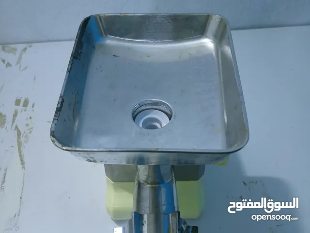 مثرامه طعام لأي شي لحم كبه عجين قليله الاستعمال نضيفه شغاله انطيك بيها ضمان بسعر مناسب وبيه مجال