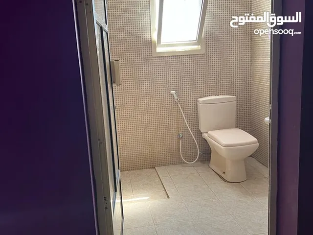 230m2 5 Bedrooms Villa for Sale in Muharraq Hidd