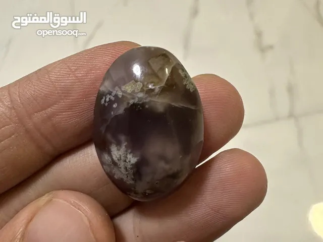 حجر عقيق يمني اصلي طحلبي مشجر بألوان مميزه جدا وبسعر مناسب