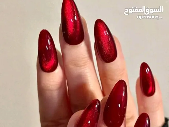اظافر صناعية بموديلات متنوعة