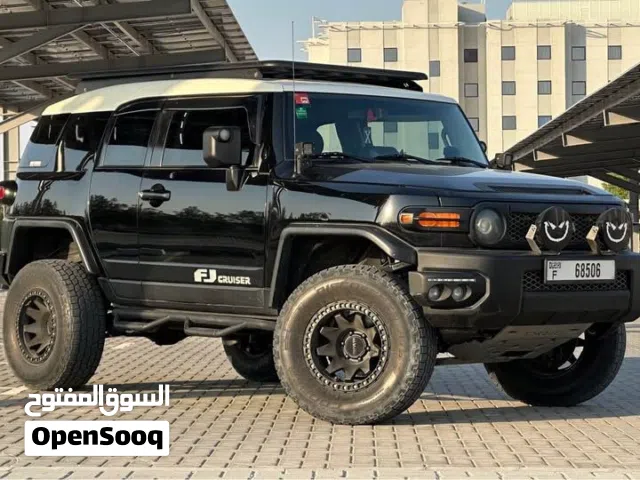 TOYOTA FJ CRUISER