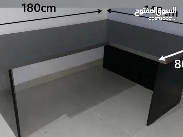 طاولة مكتبية + طاولة كيمنك كلشي ترهم