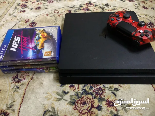 ps4 slim 1tb with controller and game's