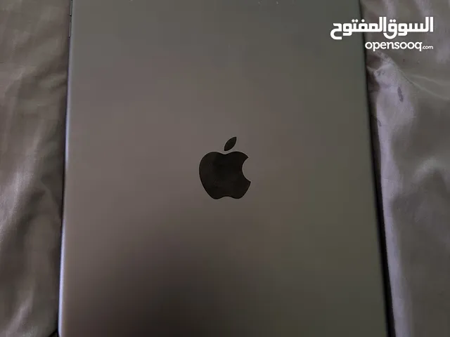 Apple iPad 32 GB in Al Dhahirah
